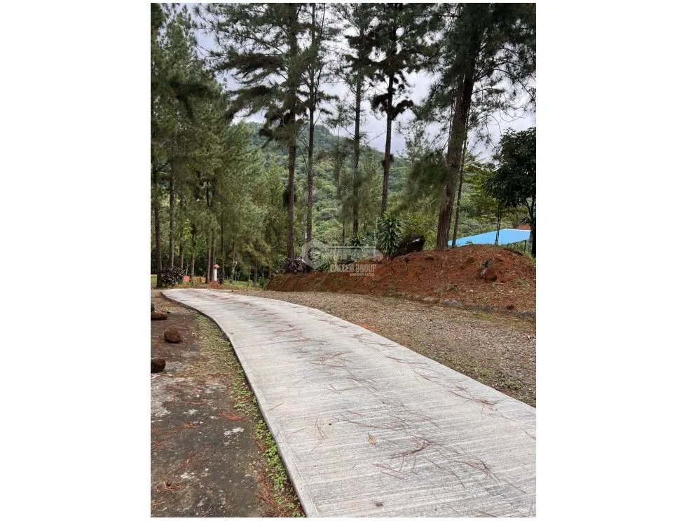 TERRENO / CERRO AZUL / 2679 M2 / CLIMA FRIO / ZONAS VERDES