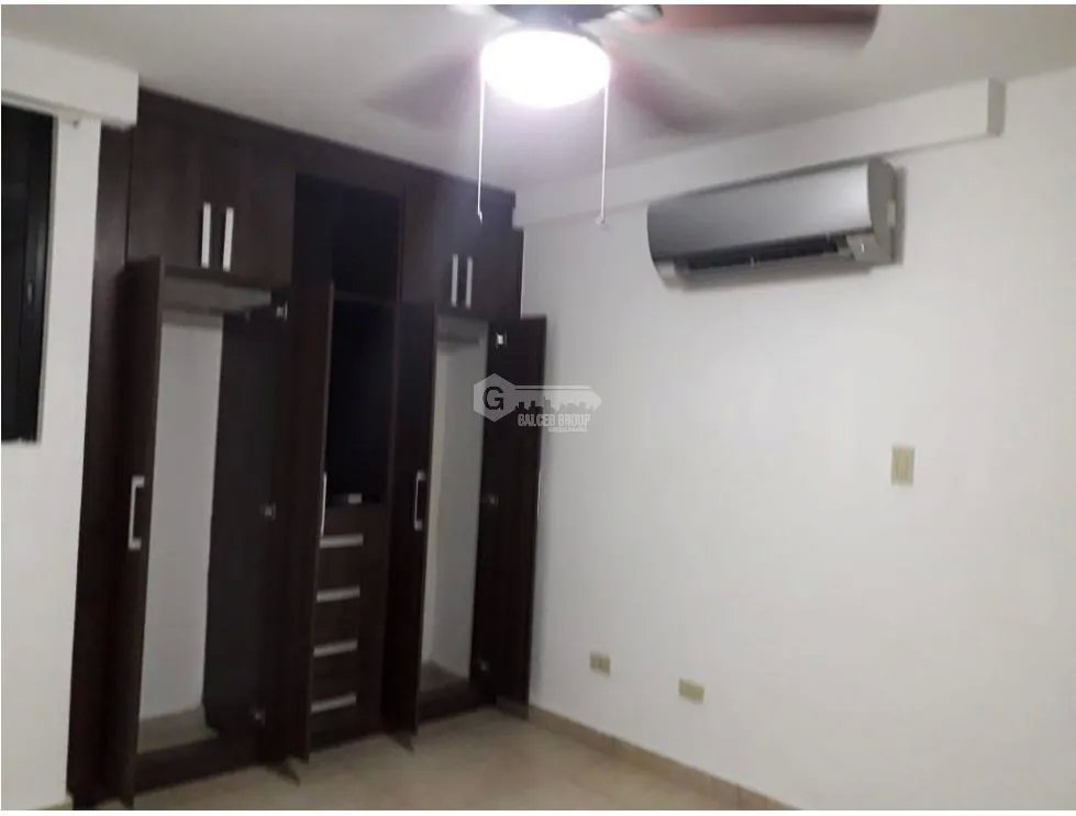 Apartment for sale in Condado del Rey