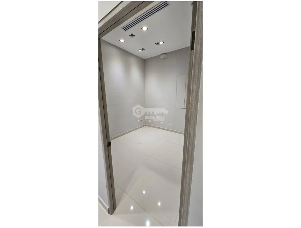 COSTA DEL ESTE / CONSULTORIO / ATRIO MALL / 84M