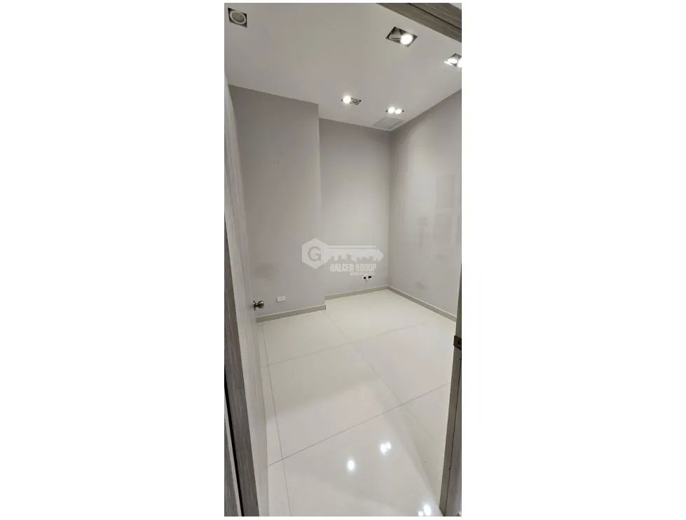 COSTA DEL ESTE / CONSULTORIO / ATRIO MALL / 84M
