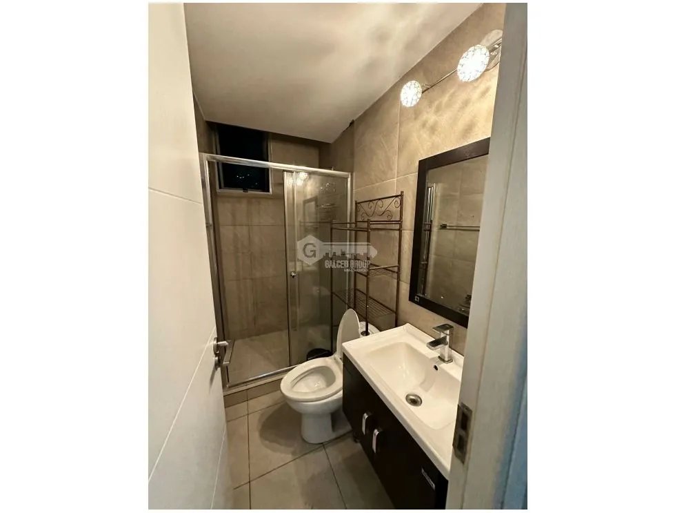 VIA ESPAÑA / PH ALAI / 58M / 2 HABITACION / BALCON / VACIO