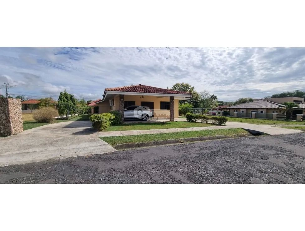 CHAME / SANTA LUCIA / 800 M / 3 HABITACION / BOHIO / AMOBLADO