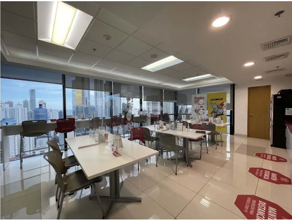 Office for rent in Calle 50