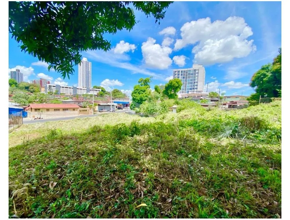 PUEBLO NUEVO / TERRENO / 1420 M2 / CON PROYECTO APROBADO