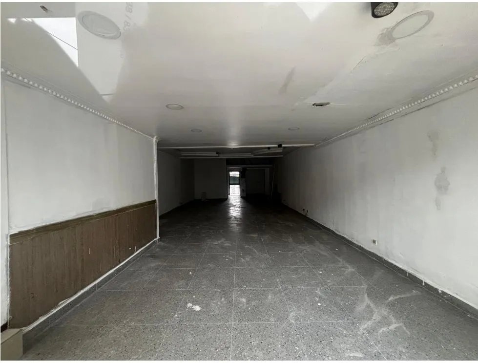 EL DORADO / LOCAL COMERCIAL / 155 M2 / VIA PRINCIPAL / 2 NIVEL