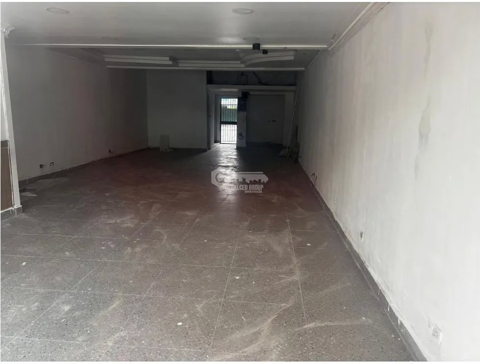 EL DORADO / LOCAL COMERCIAL / 155 M2 / VIA PRINCIPAL / 2 NIVEL
