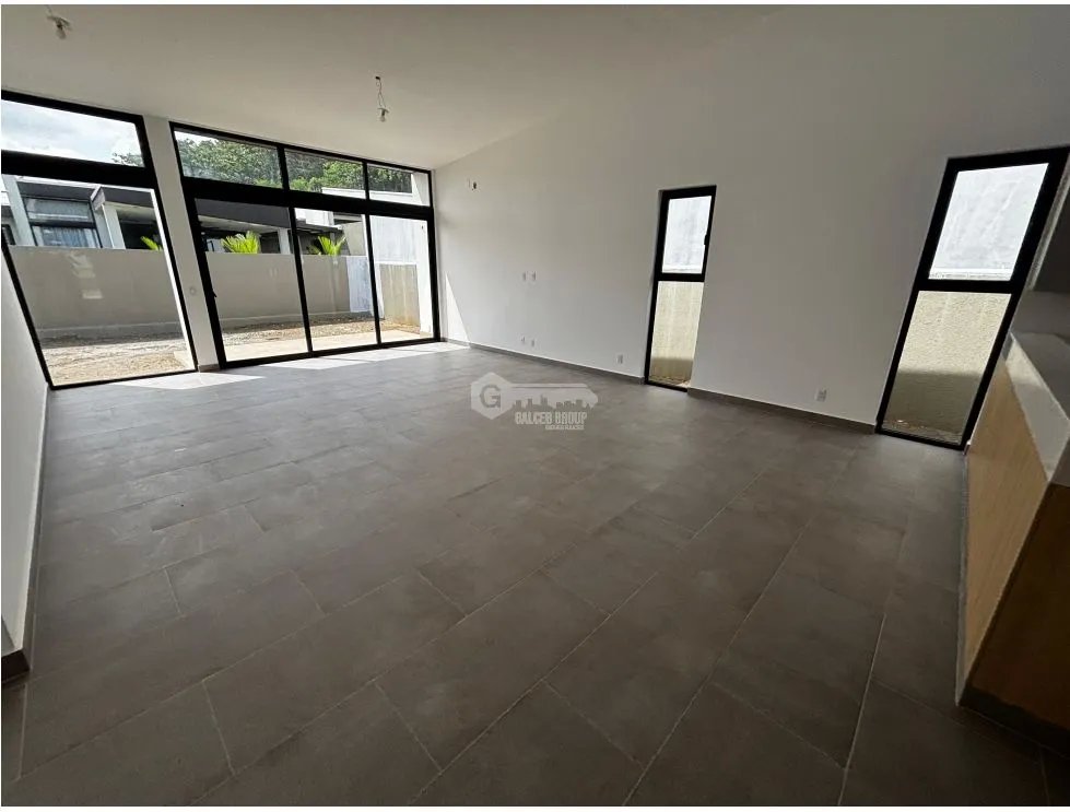 CONDADO DEL REY / ALTOS DE PANAMA / BARRIO ALTO / 410M / 3 HABITACION