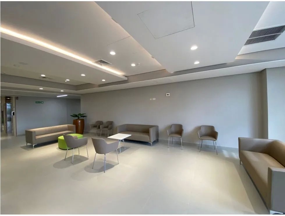 Office for sale in Costa del Este