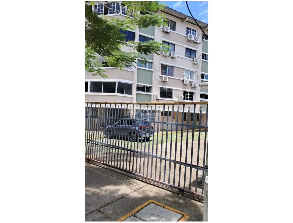 Apartment for sale in Parque Lefevre