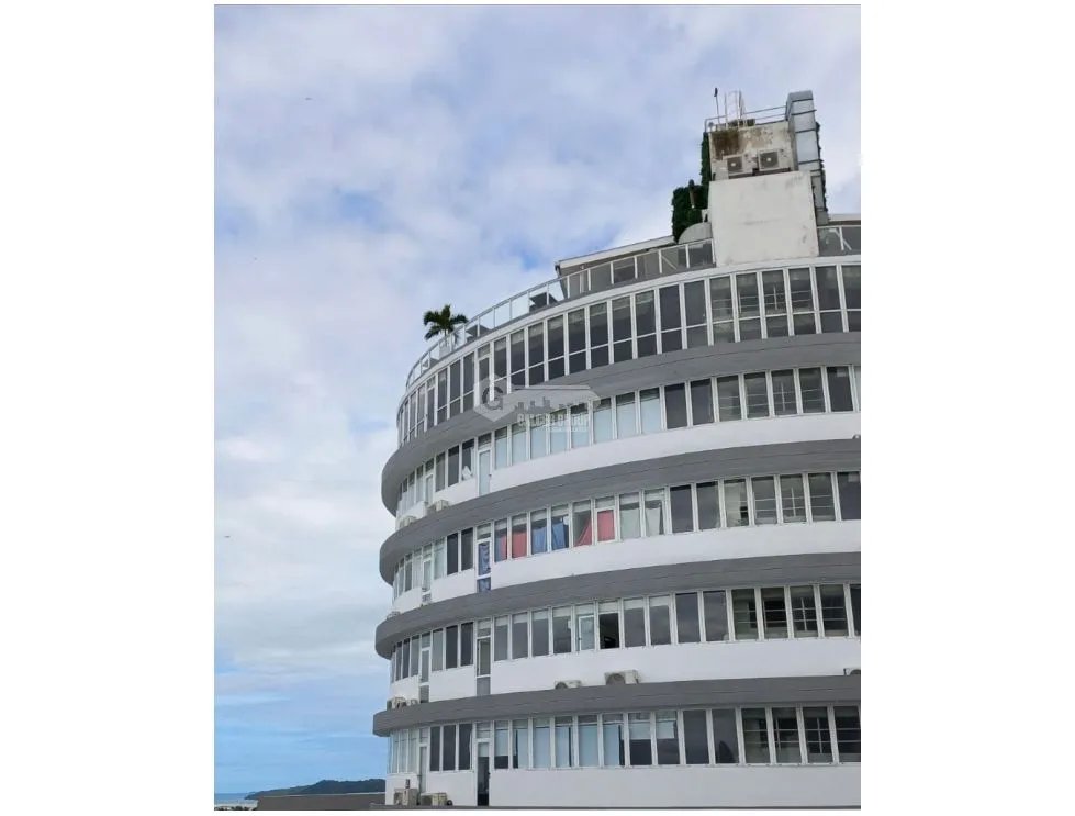 AVE BALBOA / OFICINA /  PH BAY VIEW / 52 M / PISO ALTO / BALCON