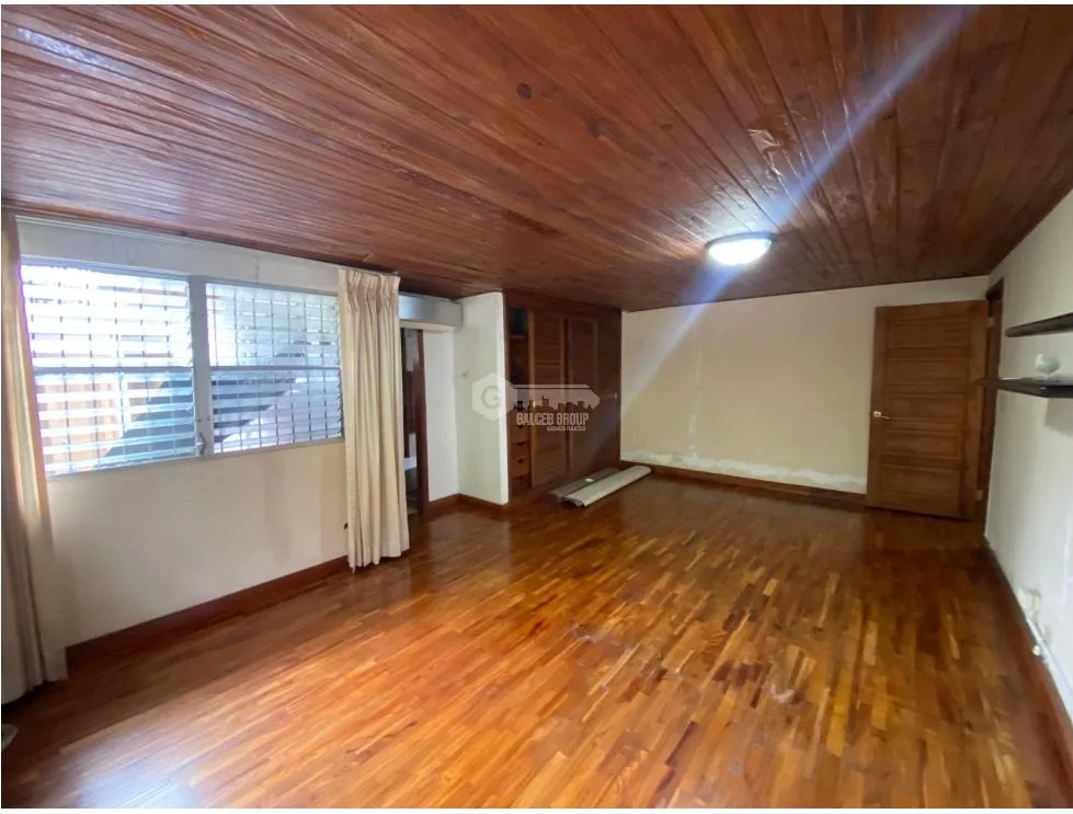 SAN FRANCISCO / PARQUE OMAR / 3 HABITACION / PISCINA / 804 M2 /JC