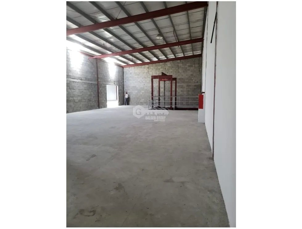 COSTA DEL ESTE / PARQUE INDUSTRIAL / GALERA / 1800M / 2 NIVEL / ANDEN