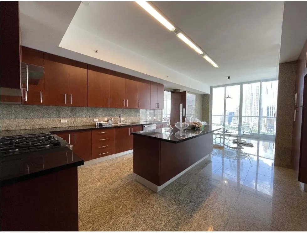 PUNTA PAITILLA  / PH THE POINT / 4 HABITACIONES / 500 M2 /  AMOBLADO