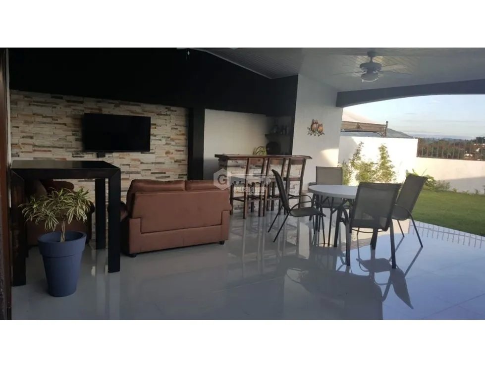 LAS CUMBRES / GREEN VILLAGE / 225m2 / 3 HABITACIONES / AMPLIA TERRAZA