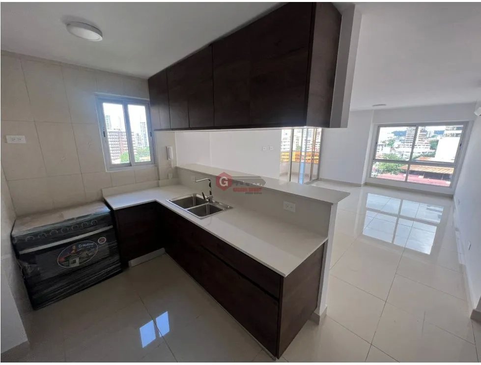 Apartment for rent in Via Espana