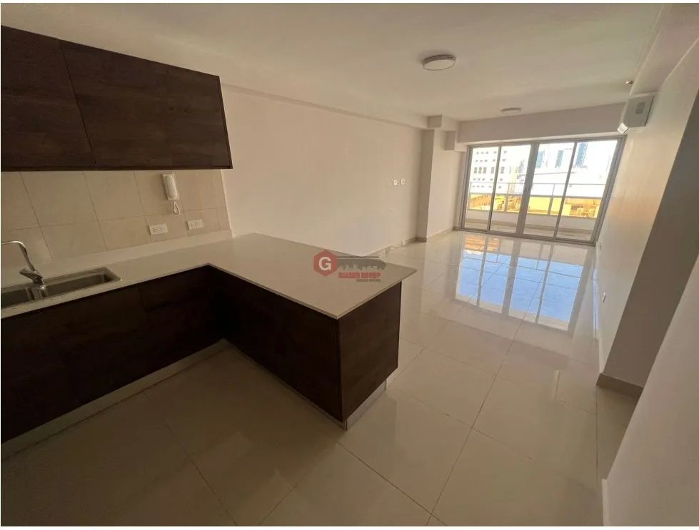 Apartment for rent in Via Espana