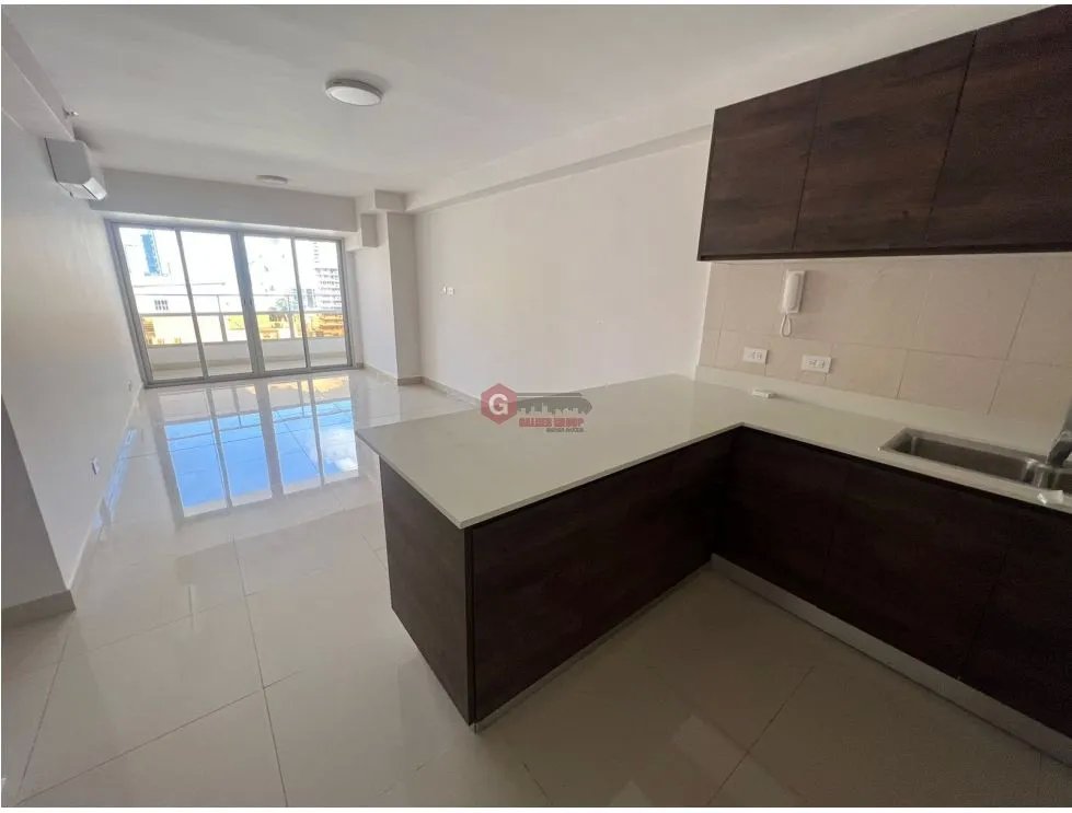 Apartment for rent in Via Espana