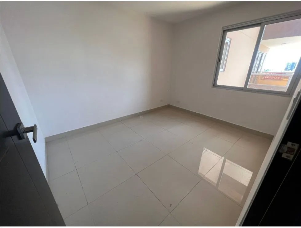 Apartment for rent in Via Espana