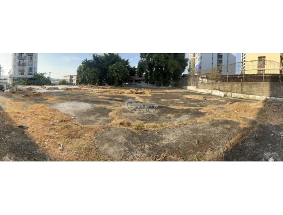 EL CANGREJO / TERRENO COMERCIAL / RM1-C2 /1421M / VIA PRINCIPAL