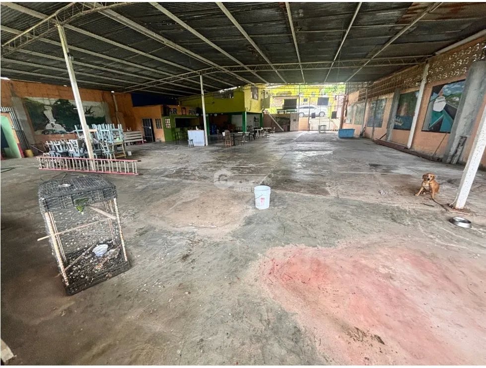 ARRAIJAN / TERRENO COMERCIAL / 759M / CUARTOS DE AQLUILER / BAR