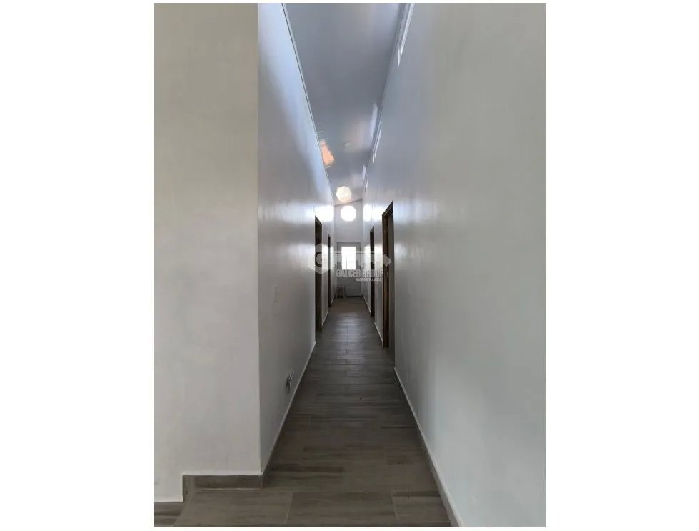 CERRO AZUL / 2000 M2 / 2 NIVELES / 4 HABITACIONES / CAMPESTRE