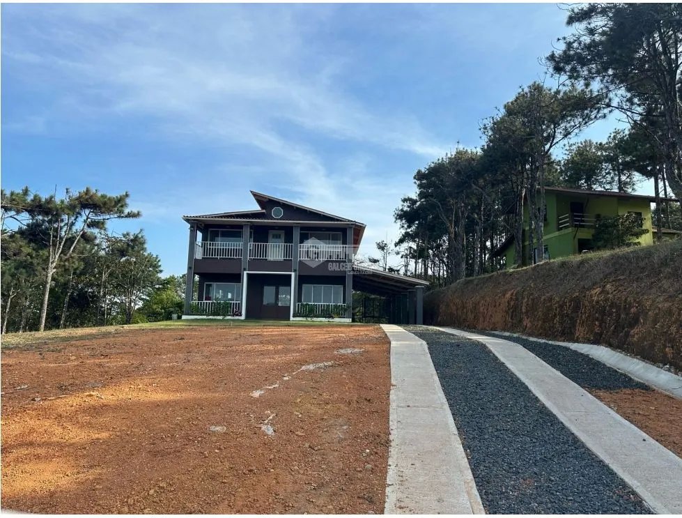 CERRO AZUL / 2000 M2 / 2 NIVELES / 4 HABITACIONES / CAMPESTRE