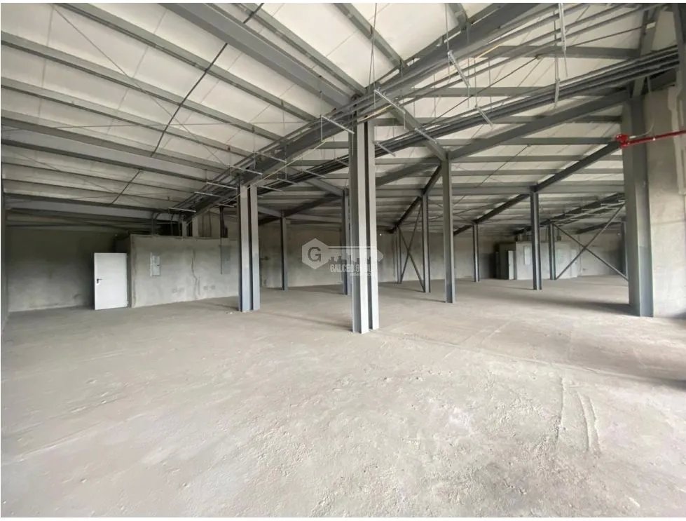 PEDREGAL / LOCAL COMERCIAL / PLAZA TERRANOVA / 174M / PLANTA ALTA /J
