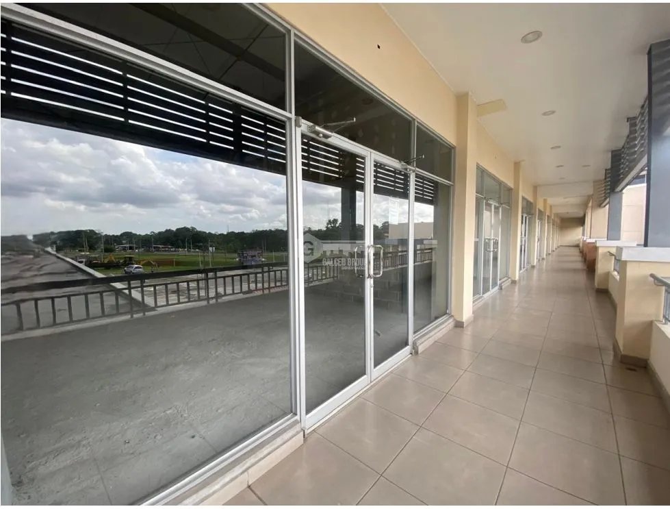 PEDREGAL / LOCAL COMERCIAL / PLAZA TERRANOVA / 70 M2 / PLANTA ALTA /J