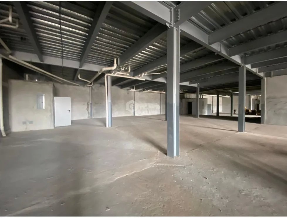 PEDREGAL / LOCAL COMERCIAL / PLAZA TERRANOVA / 383 M / PLANTA BAJA /J