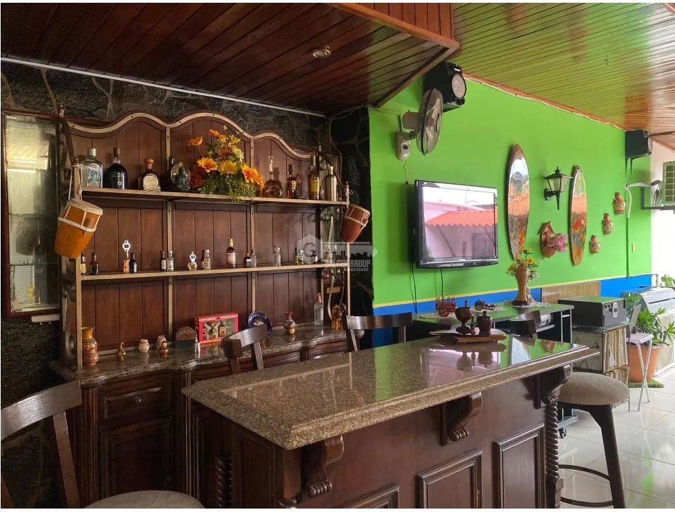 SAN ANTONIO / 225M / 5 HABITACION / ANEXO / TERREZA