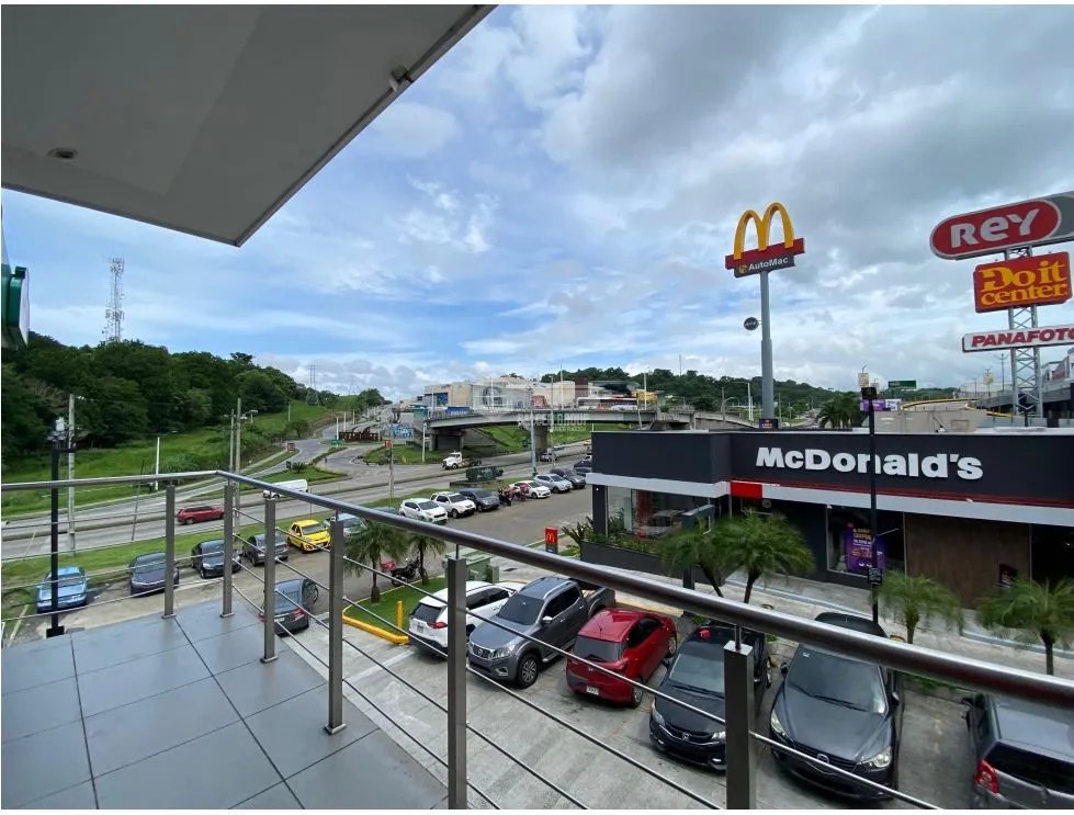 LOCAL / CENTENNIAL PLAZA / 60M / PISO 2 / FRENTE A MCDONALDS JC