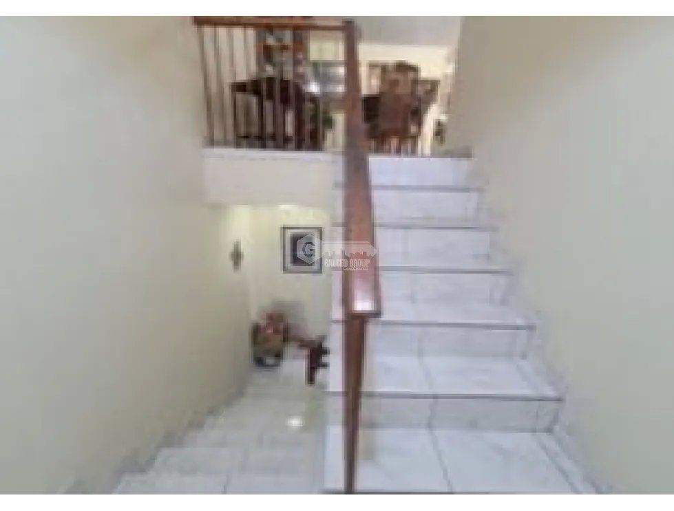 VILLA DE LAS FUENTES / 4 HABITACIONES / 521M / 2 NIVELES / TERRAZA
