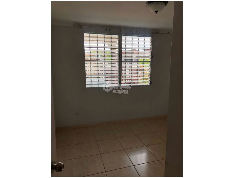 BRISAS DEL GOLF / TERRAZAS / 324 M2 / 3 HABITACION / CERCADA /J