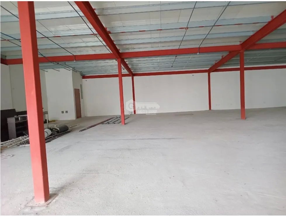 LOCAL / PLAZA CAMINOS CENTENNIAL / 415M / PISO 2 CON TERRAZA JC