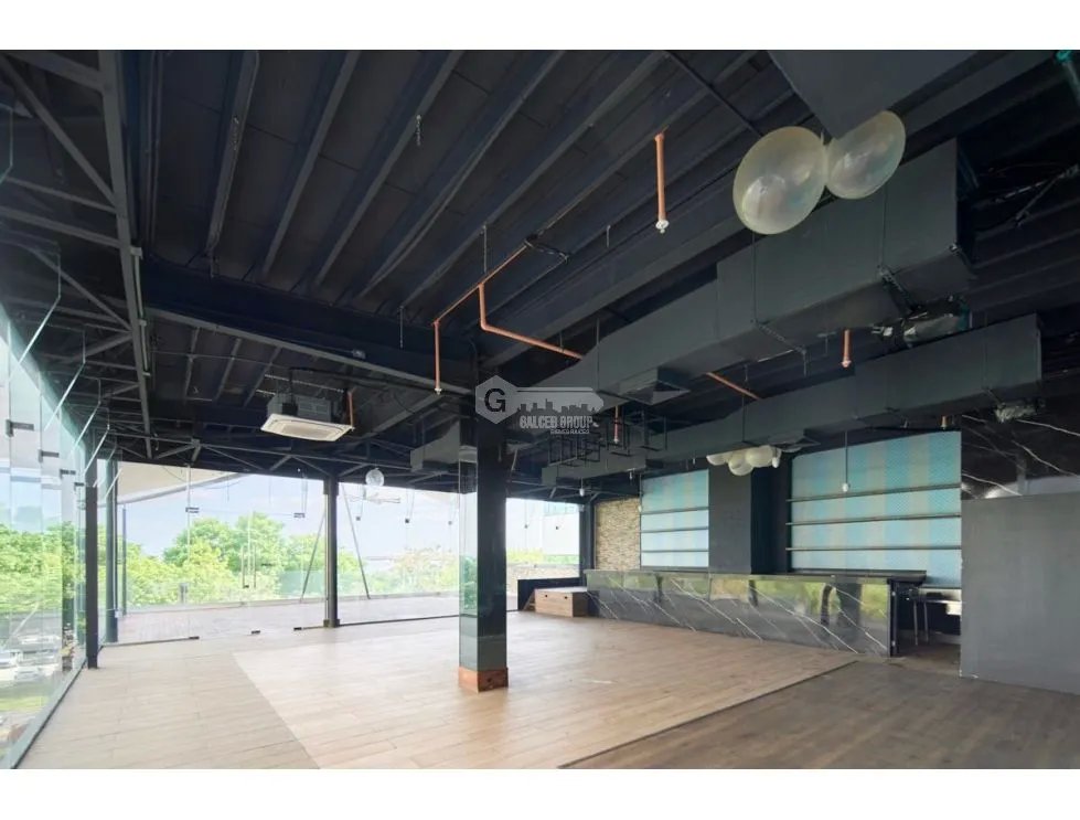 AV BALBOA / LOCAL COMERCIAL / BALBOA BOUTIQUES / 339 M2 / ROOFTOP