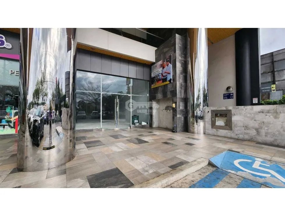 LOCAL / DORADO CITY CENTER / 164M / TERRAZA DE 28M / ALTO TRÁFICO JC