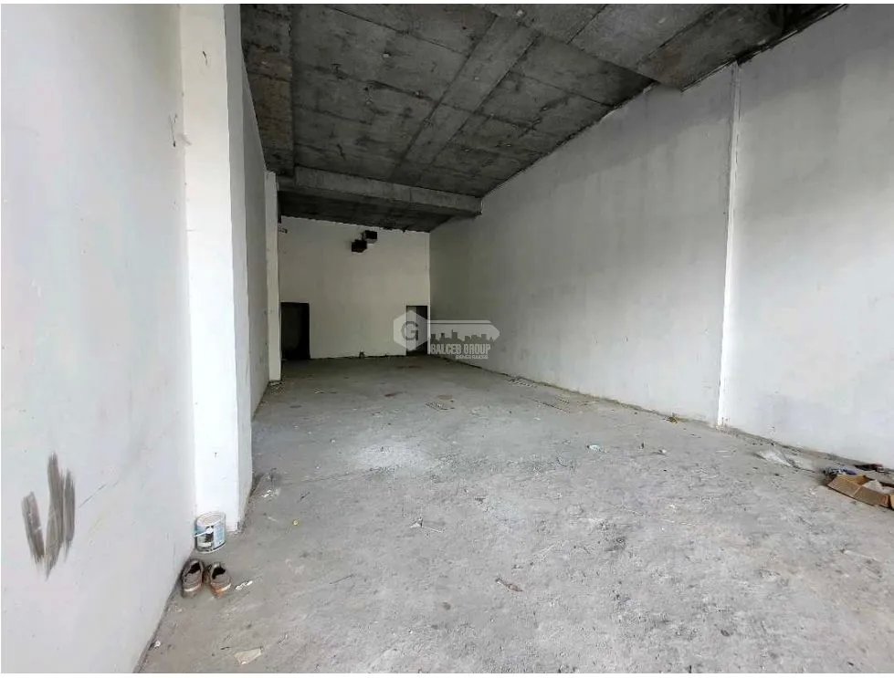 LOCAL / DORADO CITY CENTER / 164M / TERRAZA DE 28M / ALTO TRÁFICO JC