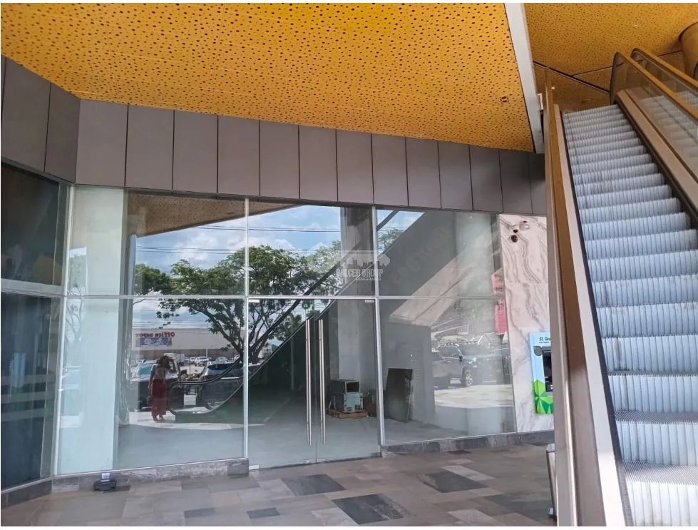 LOCAL / DORADO CITY CENTER / 189M /  ACCESIBLE  / ALTO TRÁFICO JC