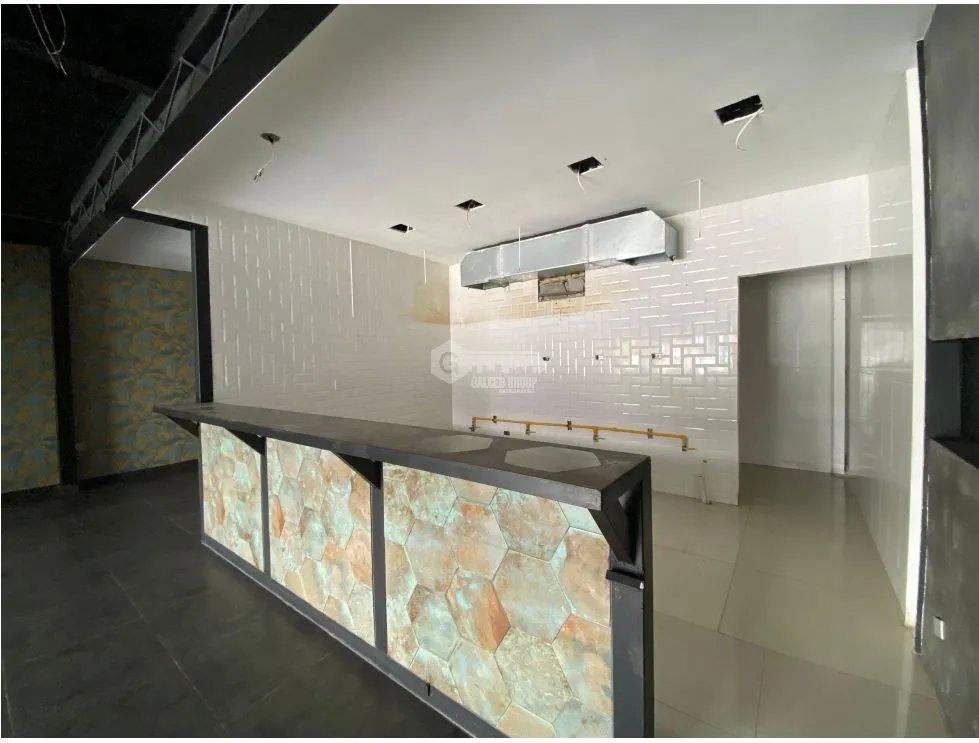 LOCAL COMERCIAL / ALTOS DE PANAMA / 196 M2 / PLAZA NORTE / 2 NIVEL
