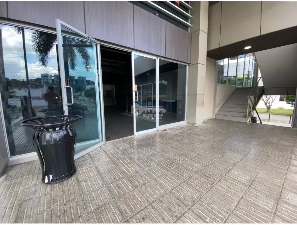 LOCAL COMERCIAL / ALTOS DE PANAMA / 196 M2 / PLAZA NORTE / 2 NIVEL