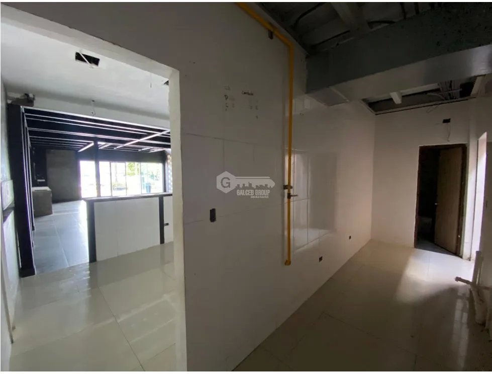 LOCAL COMERCIAL / ALTOS DE PANAMA / 196 M2 / PLAZA NORTE / 2 NIVEL