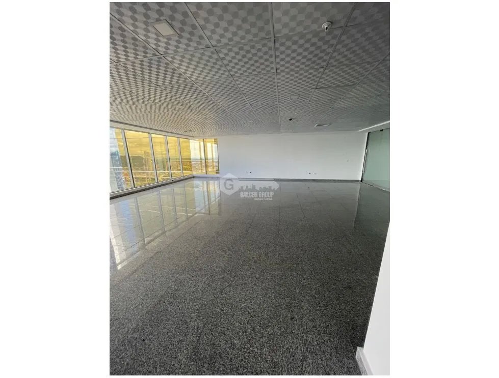 CALLE 50 / OFICINA /  TORRE BICSA / 165M / VACIA / VISTA AL MAR /JC