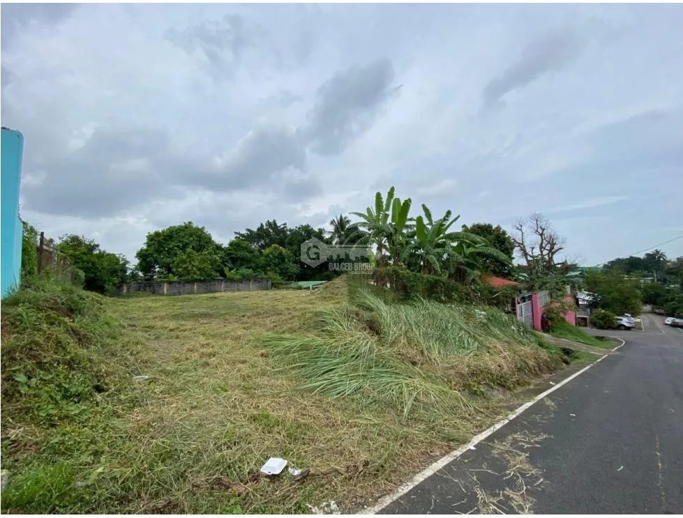 TERRENO / 24 DE DICIEMBRE / VILLA MARTA / 600 M / AREA RESIDENCIAL JC
