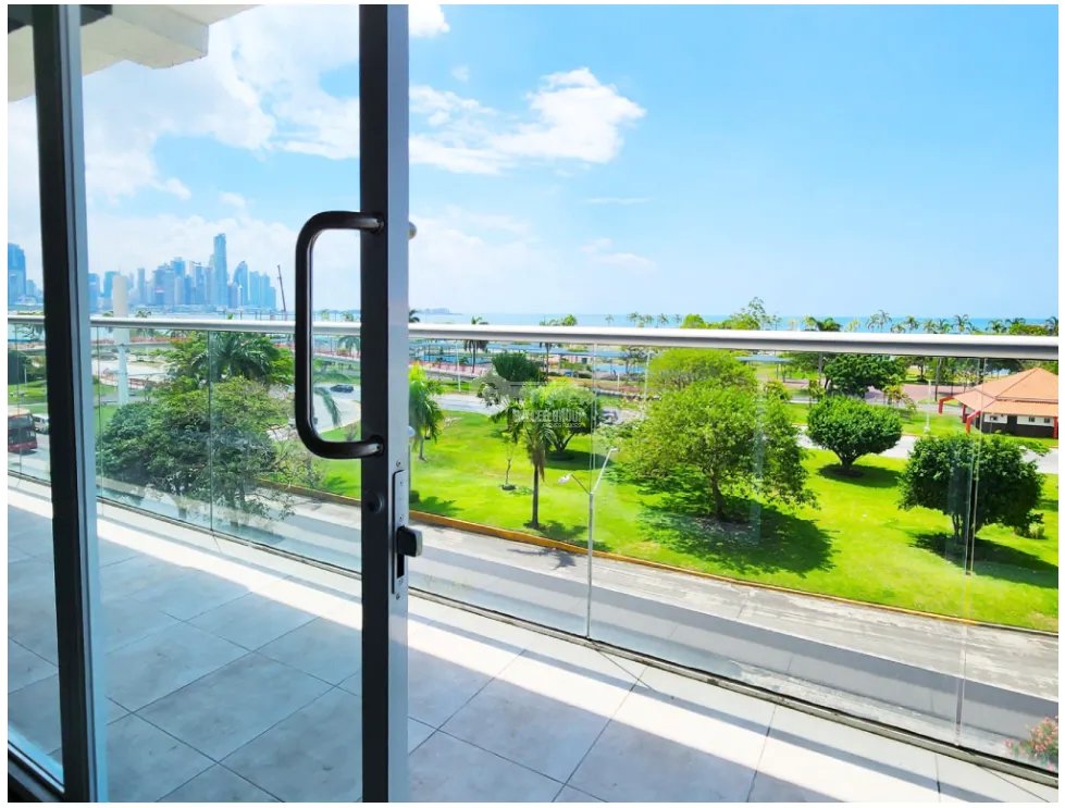 AVE BALBOA / LOCAL COMERCIAL / 117M / VIA PRINCIPAL / PLANTA ALTA /JC