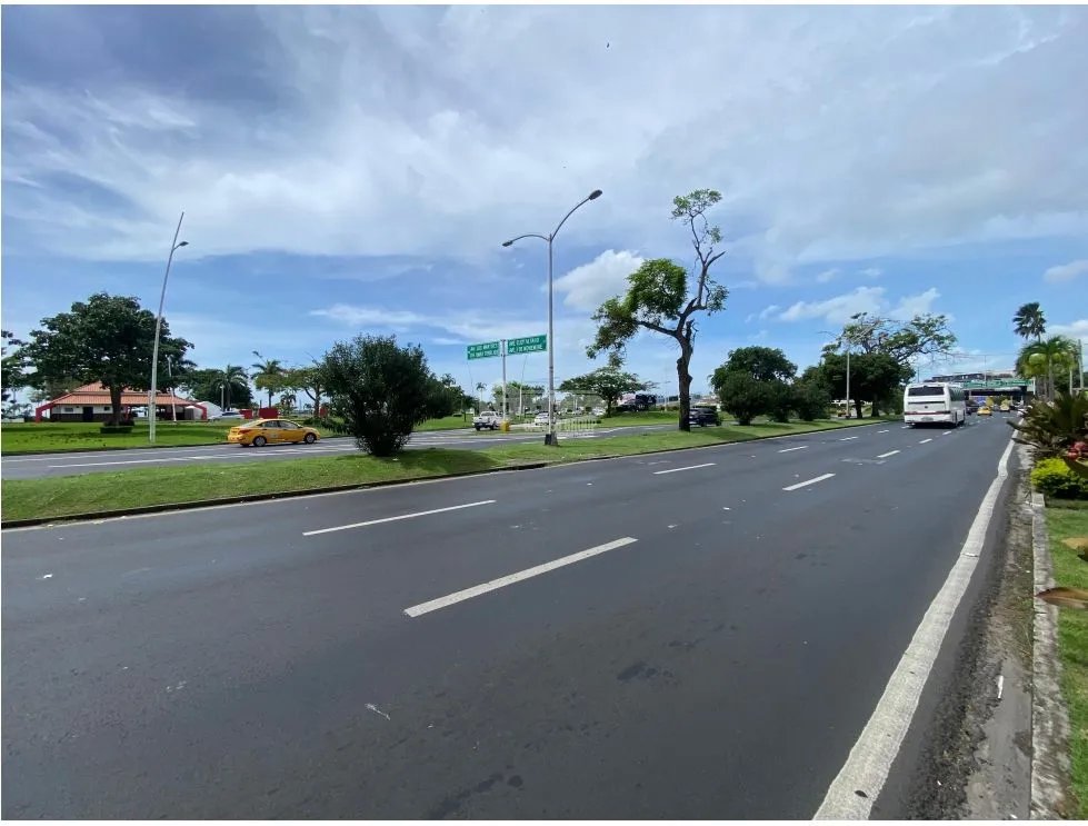 AVE BALBOA / LOCAL COMERCIAL / 117M / VIA PRINCIPAL / PLANTA ALTA /JC