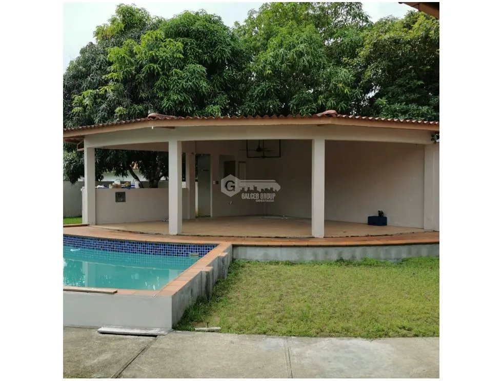 PACORA / UTIVE / 1000M / 5 HABITACION / PISCINA / BALCON / BOHIO /KU