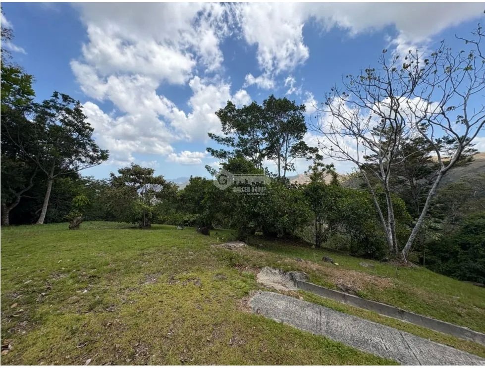 TERRENO DE MONTAÑA  VISTA AL MAR y RIO  / CAPIRA / CAMPANA / 5467M