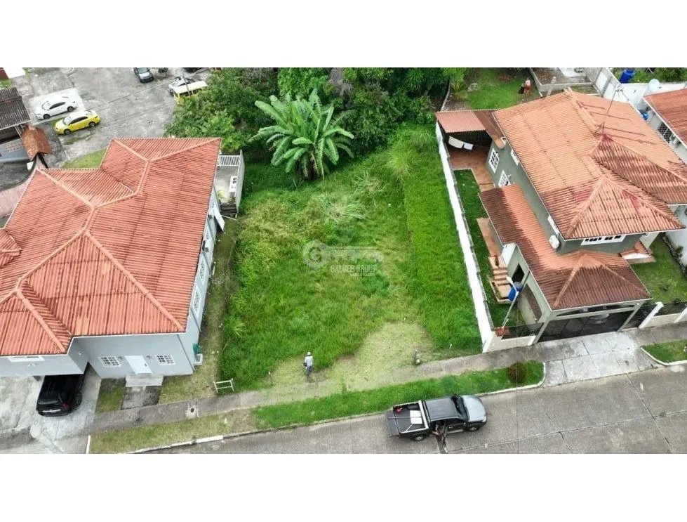 TERRENO / CRISTOBAL COLON / 424.89 M2 / PLANO / AREA RESIDENCIAL JC