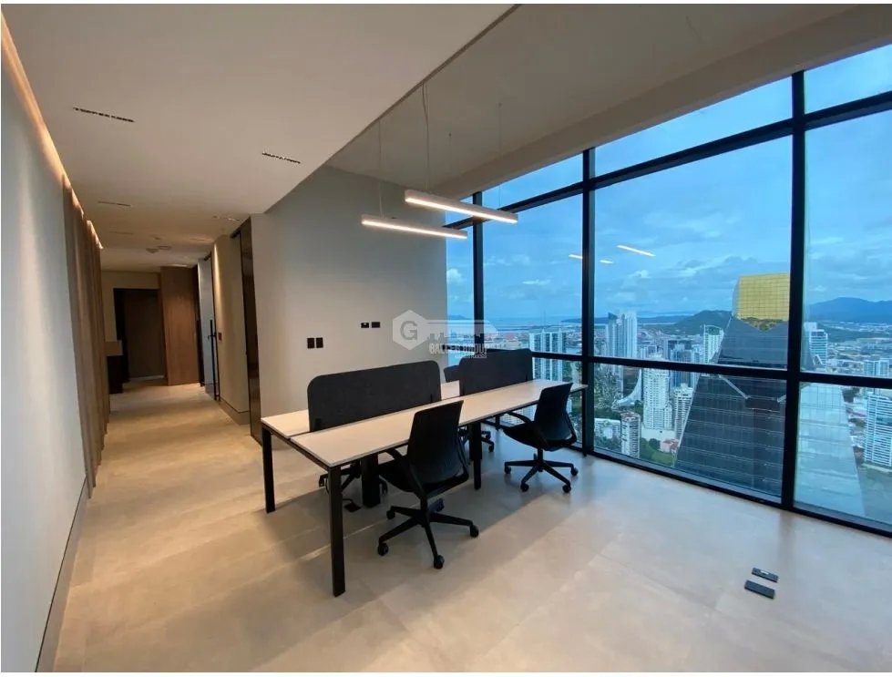 CALLE 50 / TOWER FINANCIAL CENTER / 149 M2 / AMOBLADO / DIVISIONES