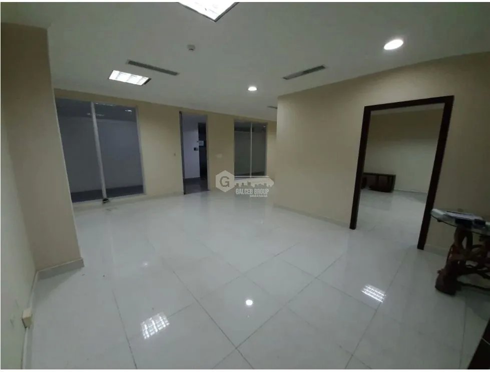 OFICINA / TOP TOWER / COSTA DEL ESTE / 75M2 JC
